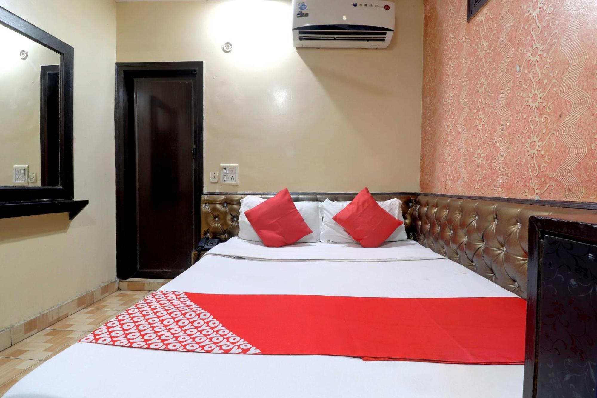 Oyo Flagship 81569 The Red Rose Inn Neu-Delhi Exterior foto