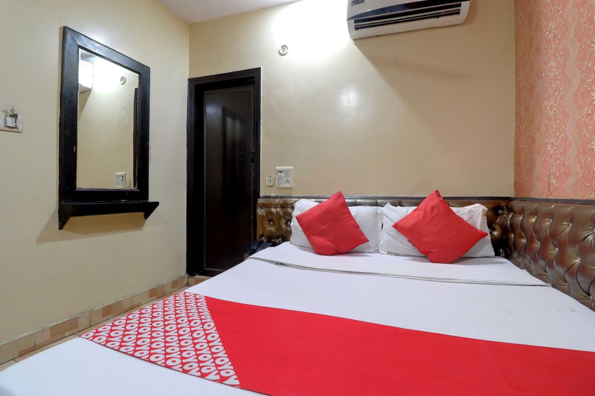 Oyo Flagship 81569 The Red Rose Inn Neu-Delhi Exterior foto